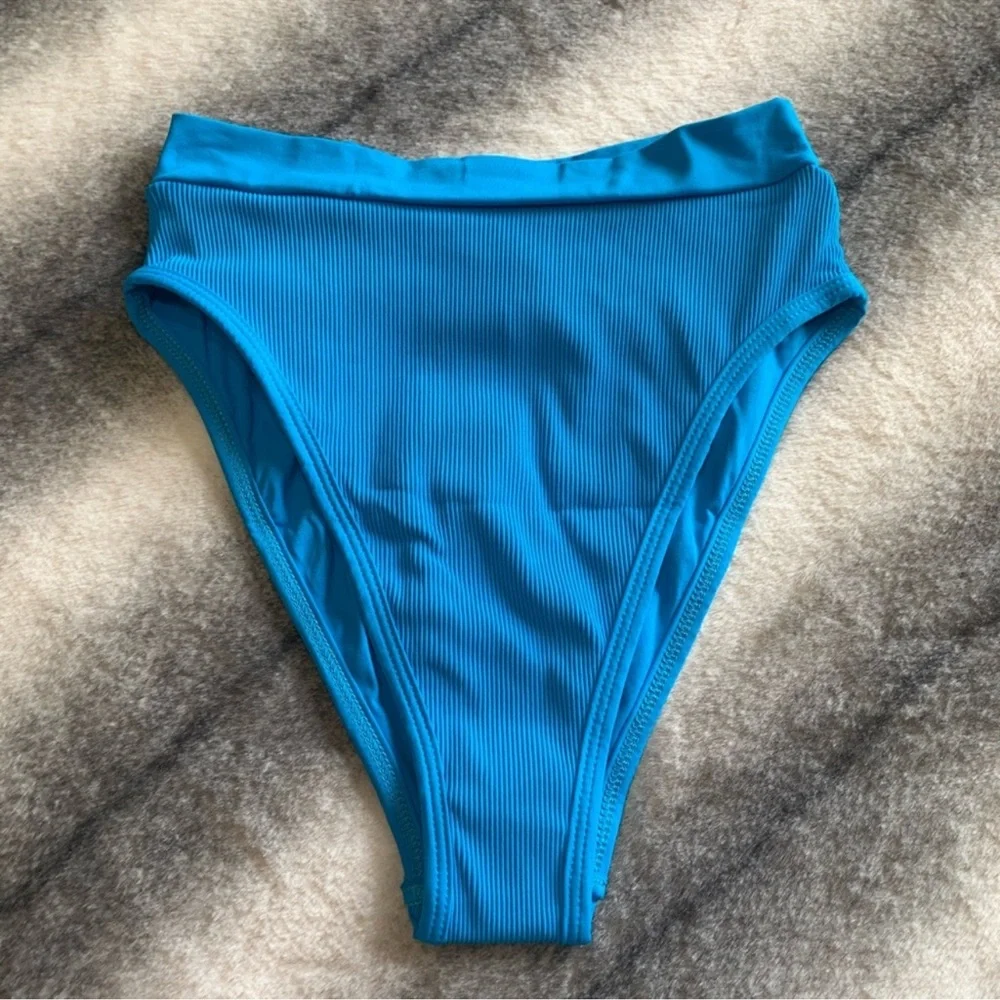 l*space blue cheeky